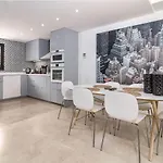 Seaside 3 Bedroom Townhouse In San Pedro Close To The With Private Garden Сasa de vacaciones Marbella