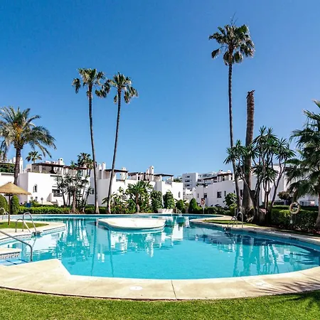 Seaside 3 Bedroom Townhouse In San Pedro Close To The With Private Garden *