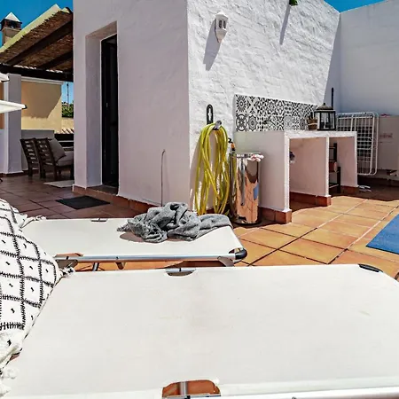Seaside 3 Bedroom Townhouse In San Pedro Close To The With Private Garden Марбелья