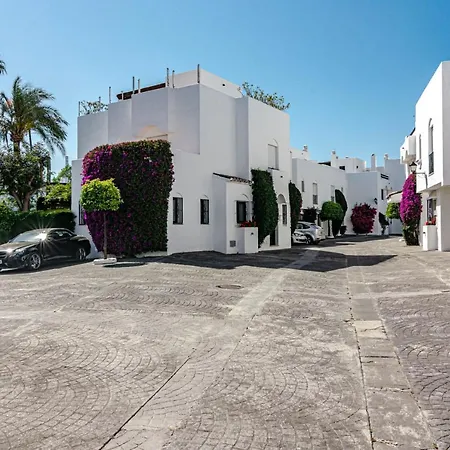 Seaside 3 Bedroom Townhouse In San Pedro Close To The With Private Garden * Marbella