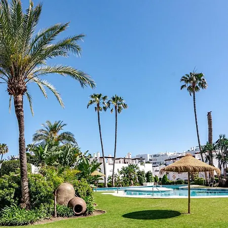 Ferienhaus Seaside 3 Bedroom Townhouse In San Pedro Close To The With Private Garden *