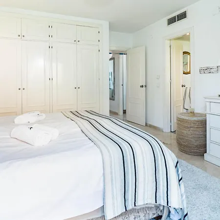 Seaside 3 Bedroom Townhouse In San Pedro Close To The With Private Garden *