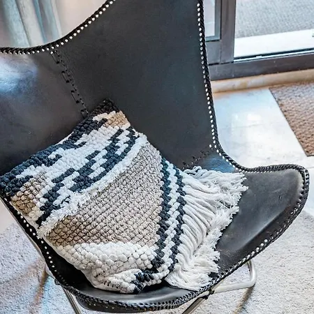 Seaside 3 Bedroom Townhouse In San Pedro Close To The With Private Garden *