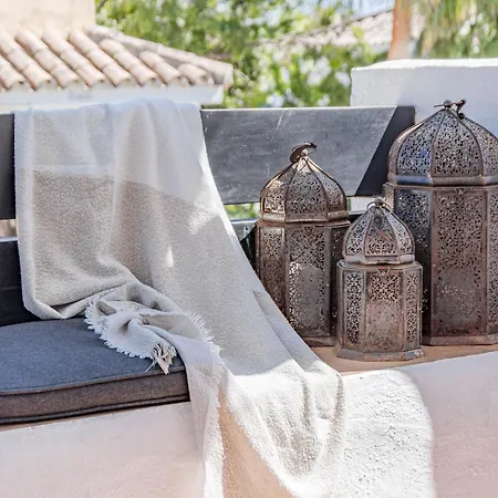 Seaside 3 Bedroom Townhouse In San Pedro Close To The With Private Garden Ferienhaus