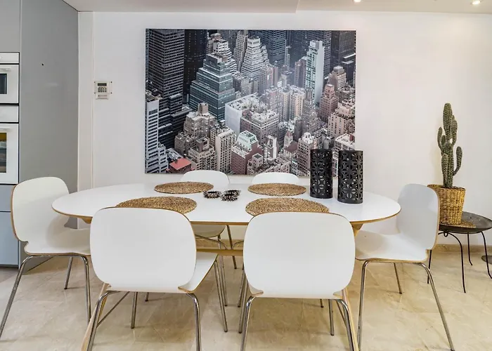 Feriehus Seaside 3 Bedroom Townhouse In San Pedro Close To The With Private Garden Marbella