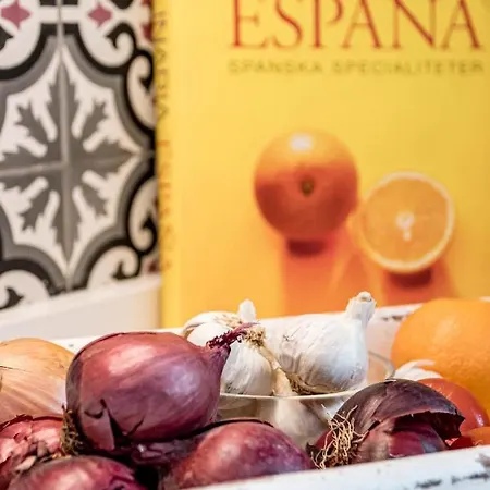 Seaside 3 Bedroom Townhouse In San Pedro Close To The With Private Garden *