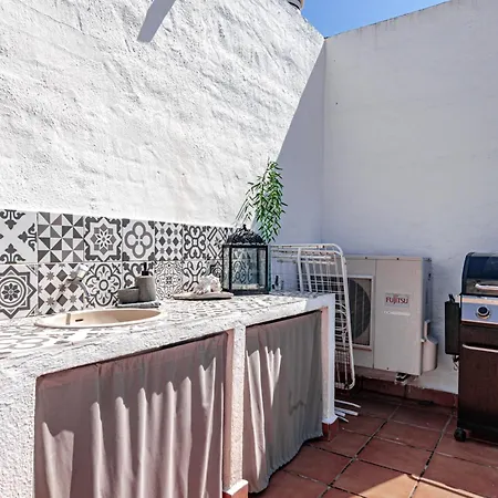 Seaside 3 Bedroom Townhouse In San Pedro Close To The With Private Garden Μαρμπέλλα