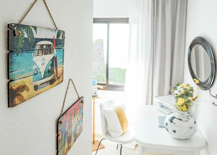 Seaside 3 Bedroom Townhouse In San Pedro Close To The With Private Garden Casa de Férias *