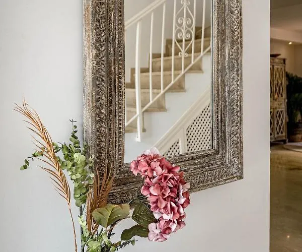 Seaside 3 Bedroom Townhouse In San Pedro Close To The With Private Garden