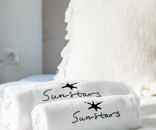 Seaside 3 Bedroom Townhouse In San Pedro Close To The With Private Garden *