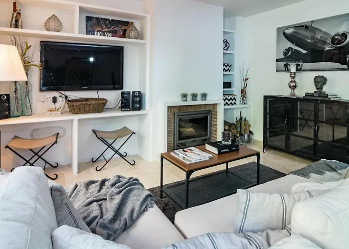 Seaside 3 Bedroom Townhouse In San Pedro Close To The With Private Garden Casa de Férias Marbella